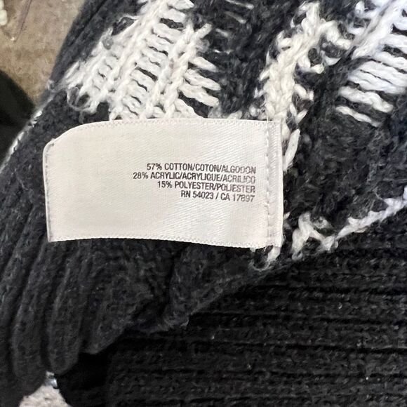 Old Navy Cardigan Sweater - Picture 5 of 7